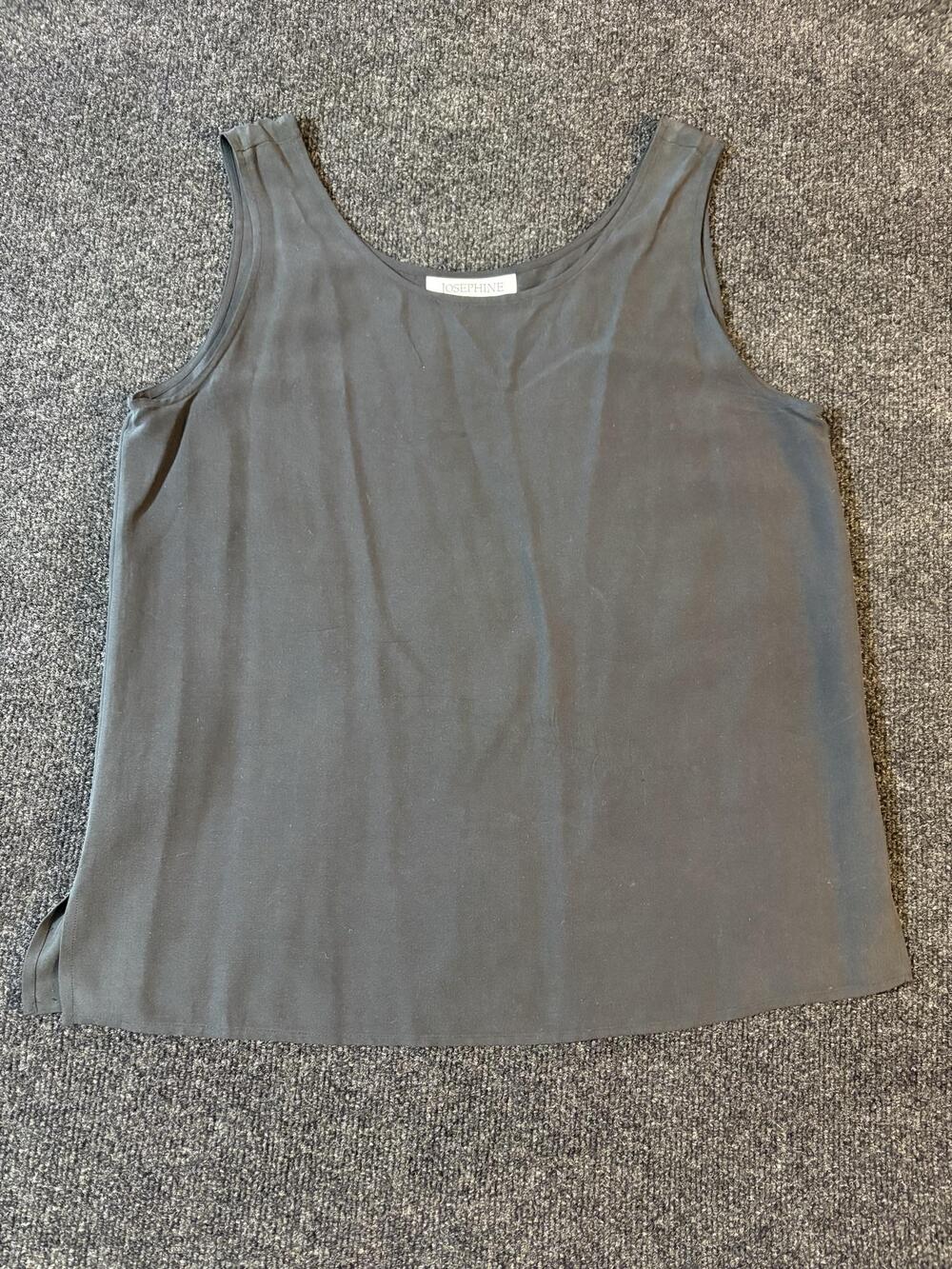 Josephine Tank Top Womens M Gray 100% Silk Scoop Neck Sleeveless Basic Top